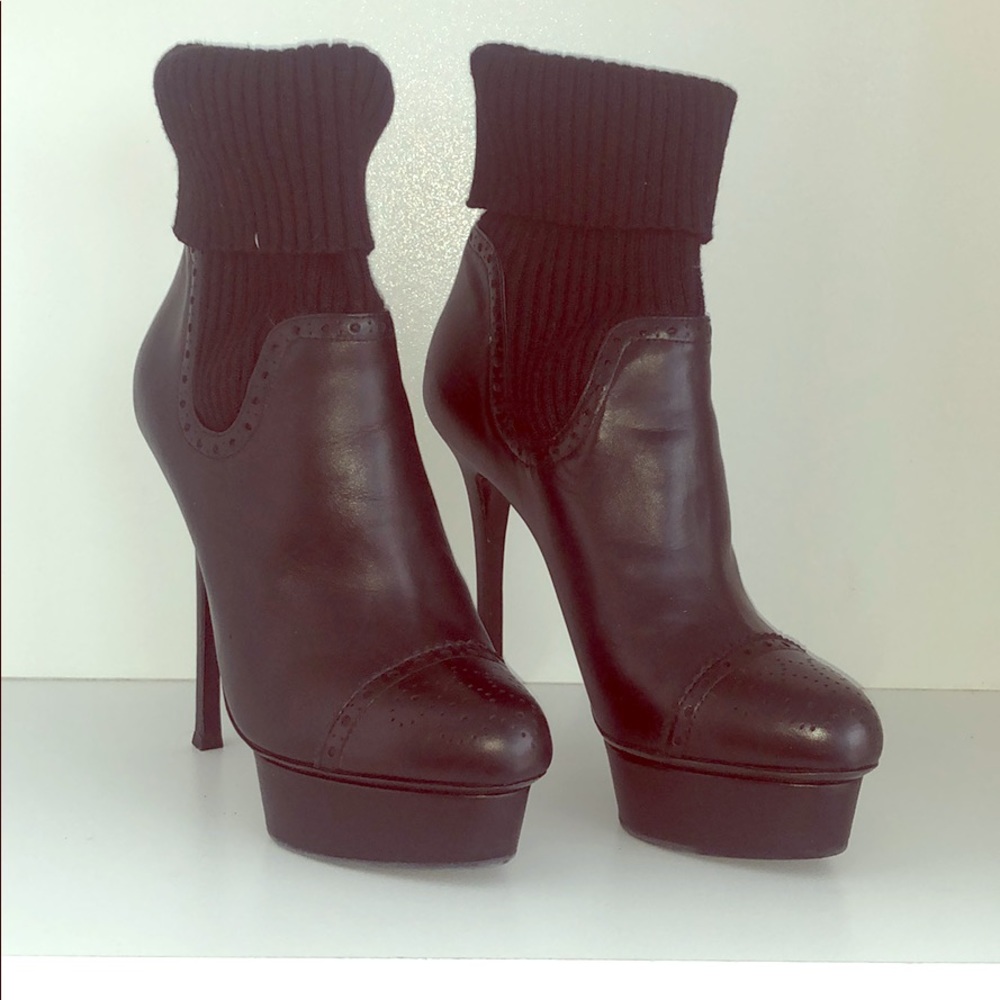 Black leather “Lesilla” Ankle Boots